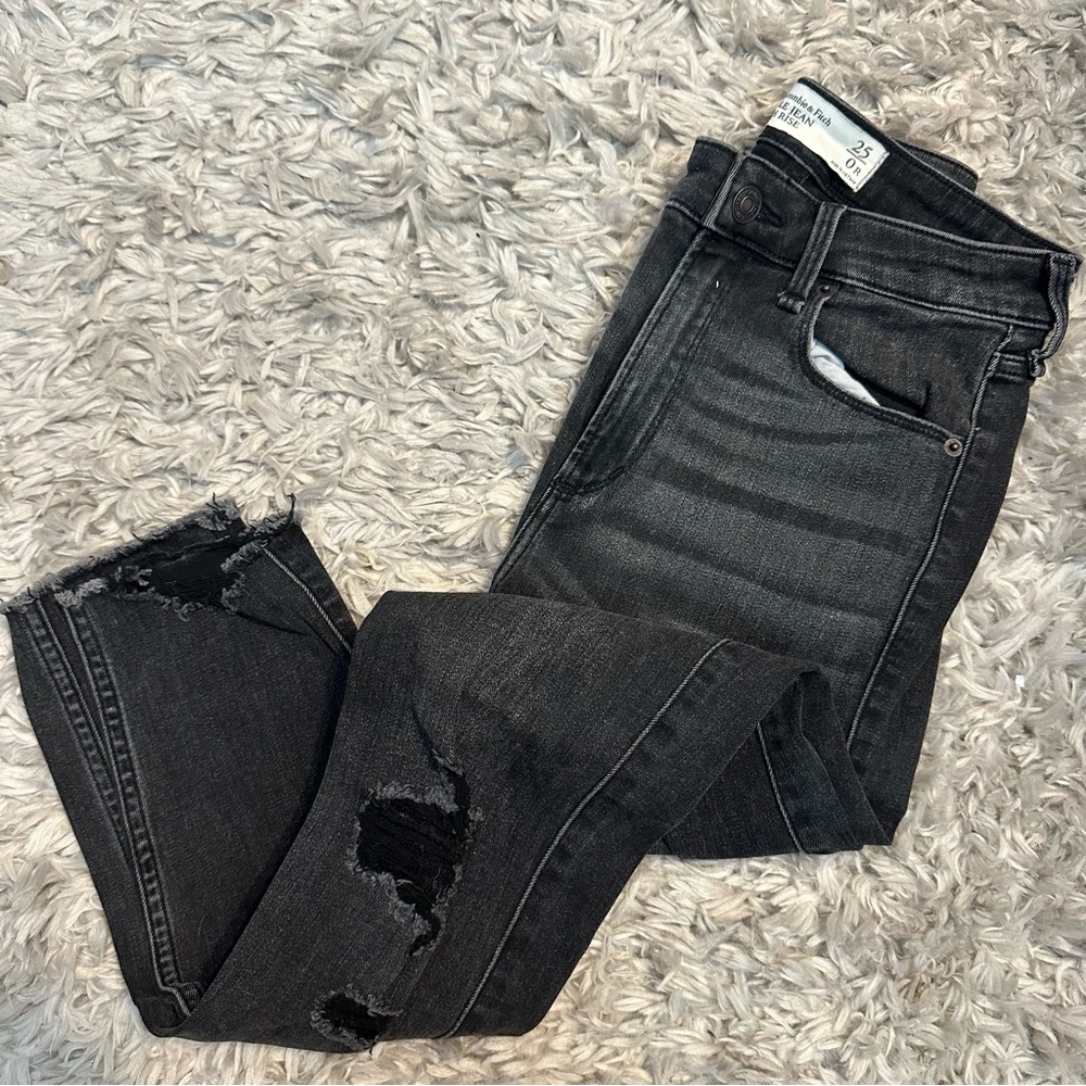 Abercrombie High Rise Ankle Jeans